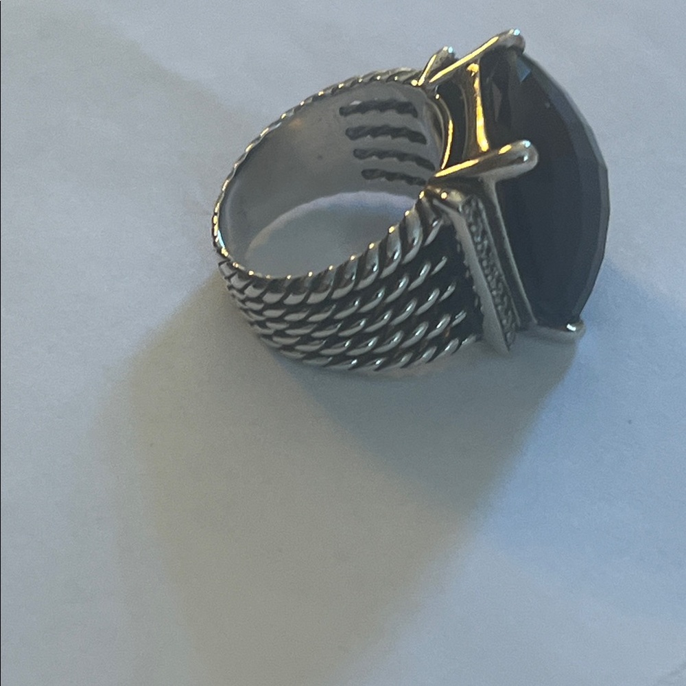 David Yurman Wheaton Ring (5 shanks) - Picture 10 of 14